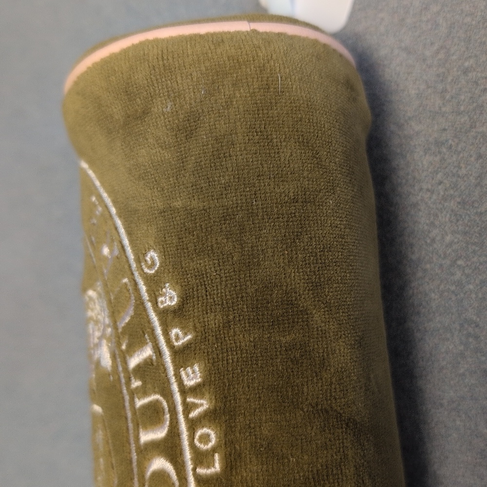 Juicy Couture Olive Velvet Velour Pink Trim Barrel Bag Clutch M550 - Picture 9 of 10